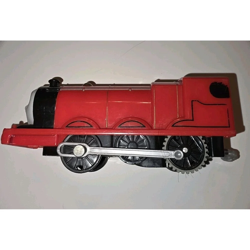 2013 Mattel Thomas & Friends Trackmaster James With Engine and Cargo